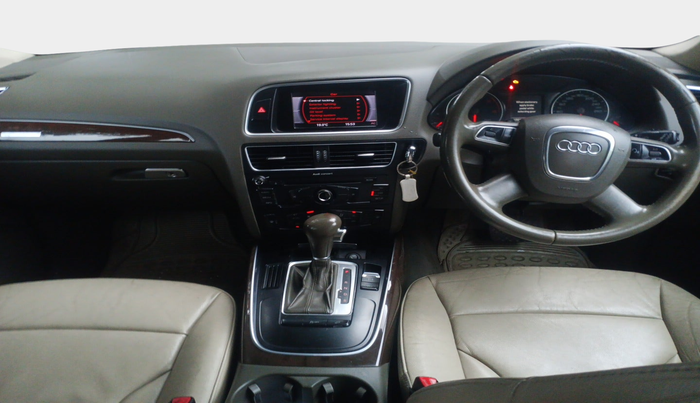 2011 Audi Q5 2.0 TDI QUATTRO, Diesel, Automatic, 1,39,220 km, interior