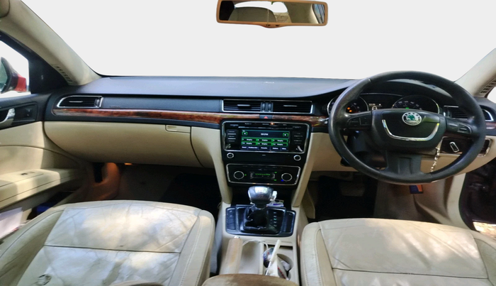 2011 Skoda Superb ELEGANCE 2.0 TDI CR AT, Diesel, Automatic, 98,400 km, interior