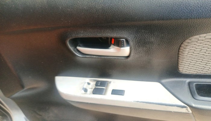 2014 Maruti Wagon R 1.0 LXI CNG, Petrol, Manual, 1,15,682 km, interior