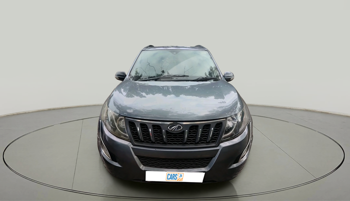 2015 Mahindra XUV500 W10, Diesel, Manual, 3,25,025 km, exterior