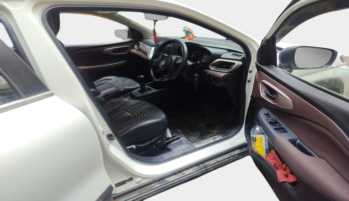 2023 Maruti FRONX DELTA PLUS 1.0 TURBO MT, Petrol, Manual, 31,826 km, interior