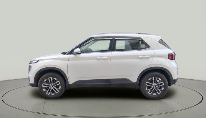 2022 Hyundai VENUE SX 1.2 PETROL, Petrol, Manual, 25,687 km, exterior