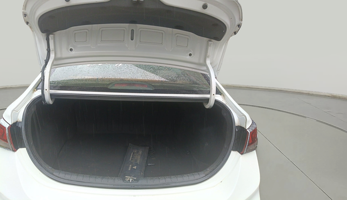 2018 Hyundai Verna 1.6 VTVT SX O, Petrol, Manual, 72,478 km, exterior