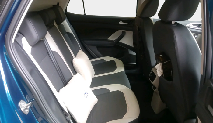 2024 Volkswagen TAIGUN GT PLUS 1.5 TSI DSG, Petrol, Automatic, 8,964 km, interior