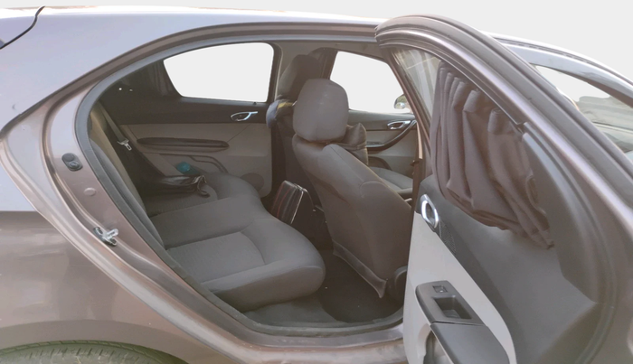 2016 Tata Tiago XZ PETROL, Petrol, Manual, 40,877 km, interior