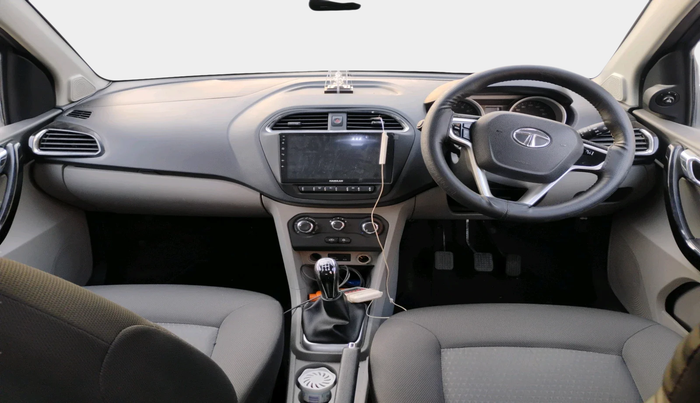 2016 Tata Tiago XZ PETROL, Petrol, Manual, 40,877 km, interior