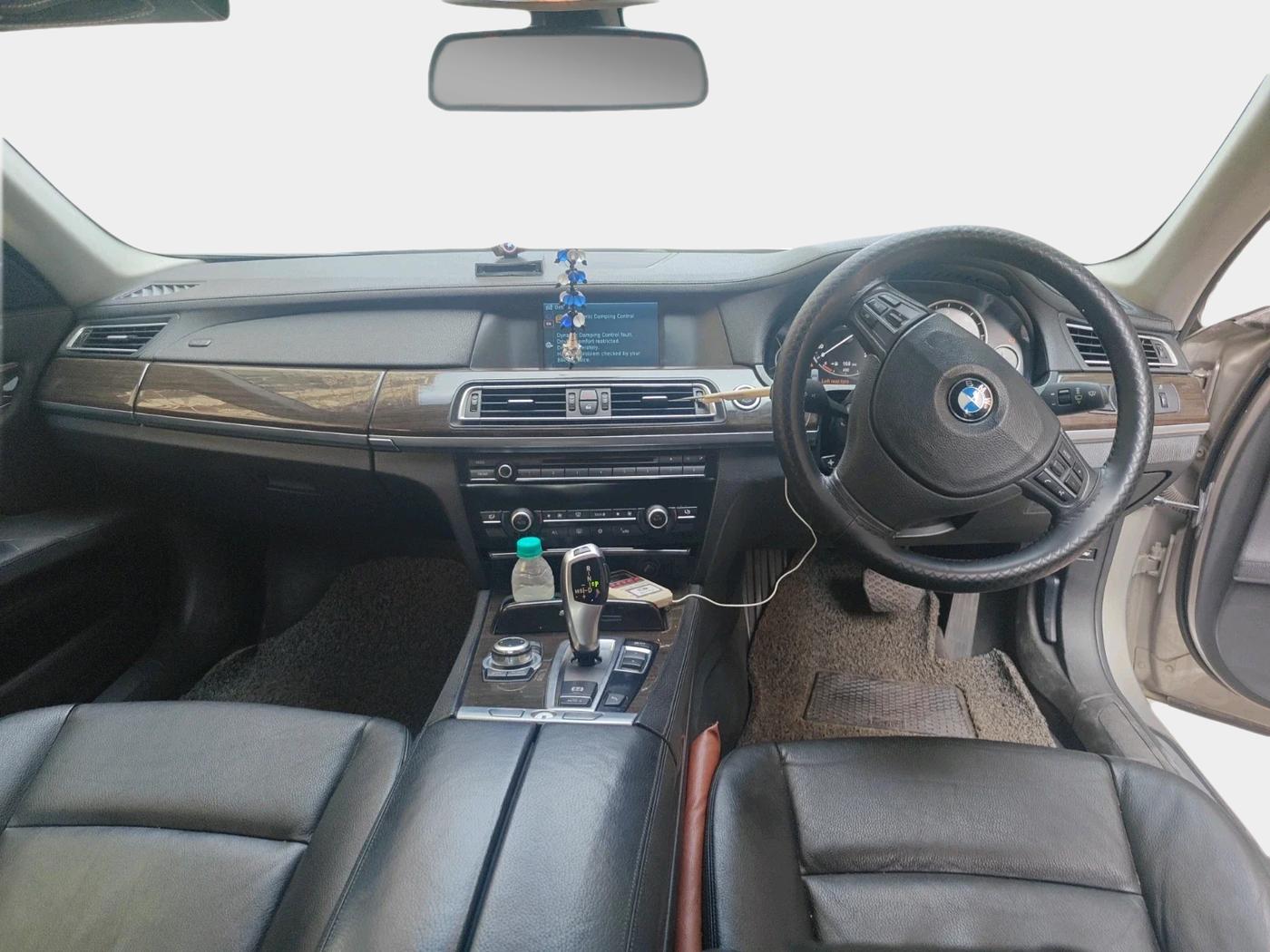 2011 BMW 7 Series 730Ld, Diesel, Automatic, 81,000 km, interior