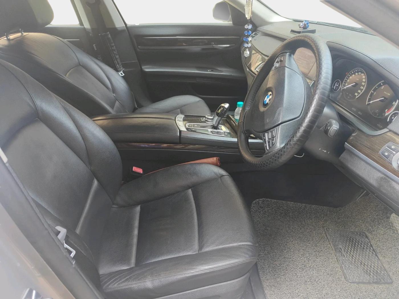 2011 BMW 7 Series 730Ld, Diesel, Automatic, 81,000 km, interior