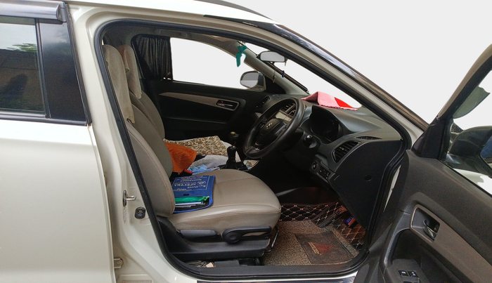 2016 Maruti Vitara Brezza ZDI PLUS, Diesel, Manual, 82,523 km, interior