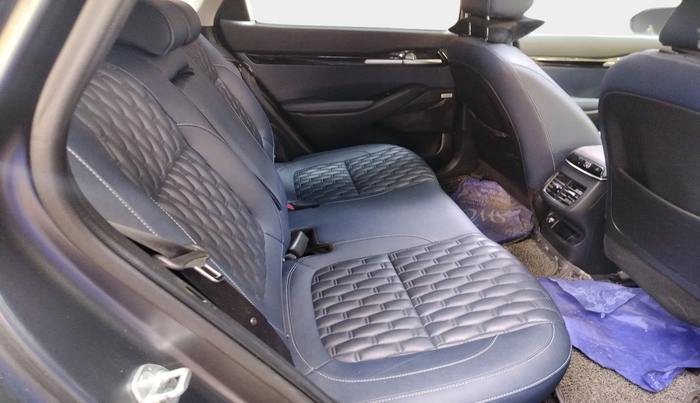 2023 KIA SELTOS X LINE 1.5 DIESEL AT, Diesel, Automatic, 31,866 km, interior