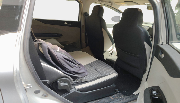 2019 Renault TRIBER RXZ, Petrol, Manual, 4,877 km, interior