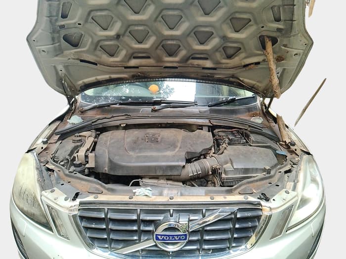 2011 Volvo XC 60 D5 AWD AT, Diesel, Automatic, 1,08,395 km, exterior