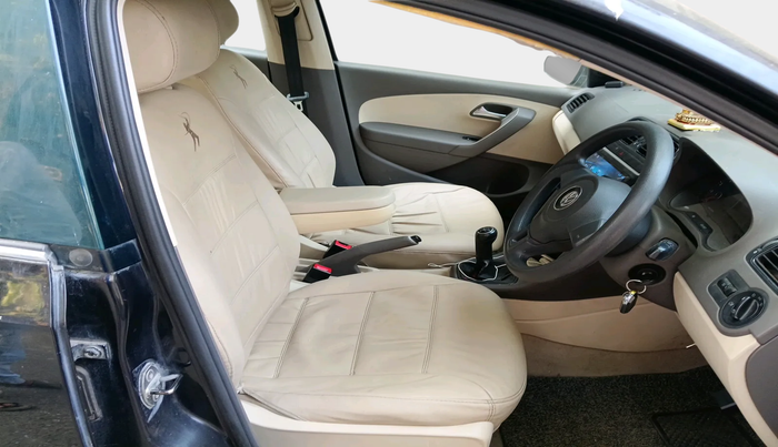 2011 Volkswagen Vento TRENDLINE 1.6, Petrol, Manual, 76,302 km, interior