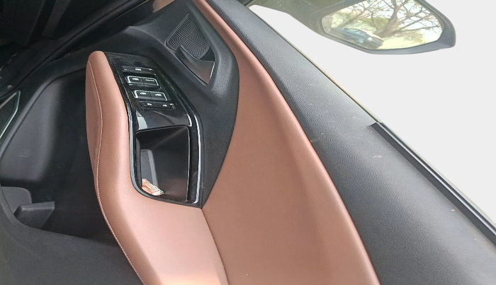 2023 MG HECTOR PLUS SHARP PRO 2.0 TURBO DIESEL 7 STR, Diesel, Manual, 38,119 km, interior