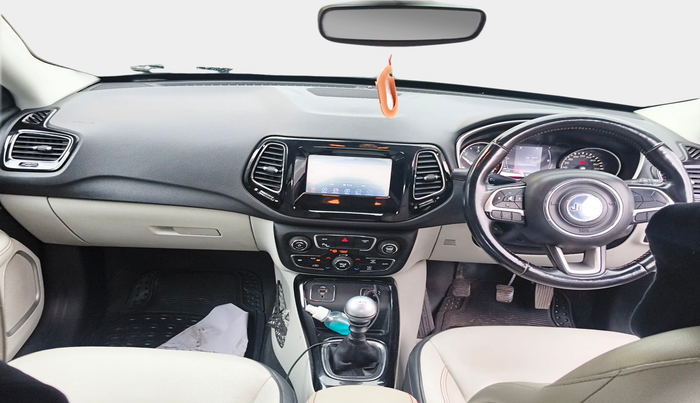 2017 Jeep Compass LIMITED (O) 2.0 DIESEL, Diesel, Manual, 1,08,740 km, interior
