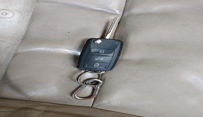 2011 Skoda Superb ELEGANCE 1.8 TSI MT, Petrol, Manual, 68,226 km, interior