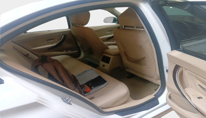 2013 BMW 3 Series 320d, Diesel, Automatic, 45,845 km, interior