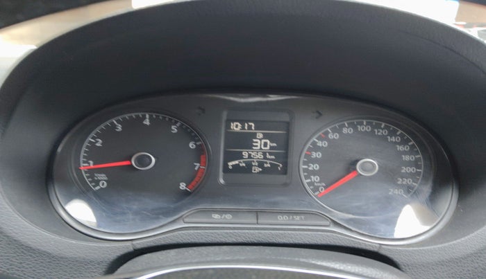 2015 Volkswagen Polo HIGHLINE1.2L, Petrol, Manual, 97,561 km, interior
