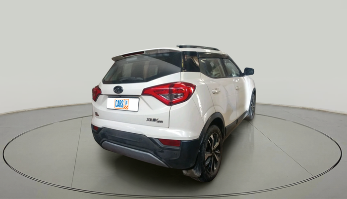 2019 Mahindra XUV300 W8 (O) 1.5 DIESEL AMT, Diesel, Automatic, 1,28,955 km, exterior