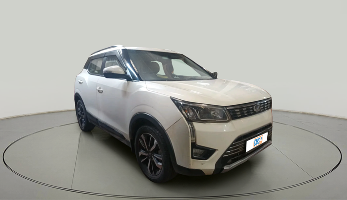 2019 Mahindra XUV300 W8 (O) 1.5 DIESEL AMT, Diesel, Automatic, 1,28,955 km, exterior