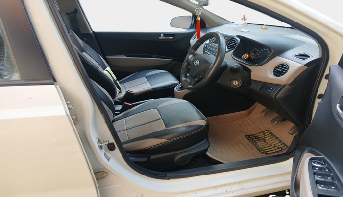 2014 Hyundai Xcent S (O) 1.2, Petrol, Manual, 42,804 km, interior