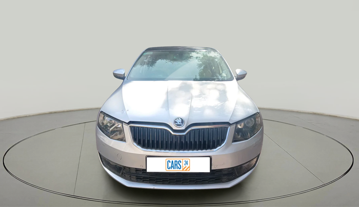 2015 Skoda Octavia STYLE PLUS AT 1.8 TSI, Petrol, Automatic, 65,975 km, exterior