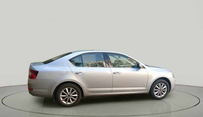 2015 Skoda Octavia STYLE PLUS AT 1.8 TSI, Petrol, Automatic, 65,975 km, exterior