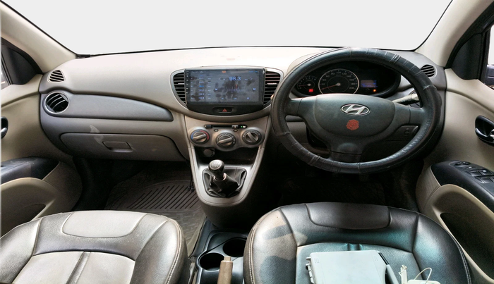 2011 Hyundai i10 MAGNA 1.2, Petrol, Manual, 98,423 km, interior