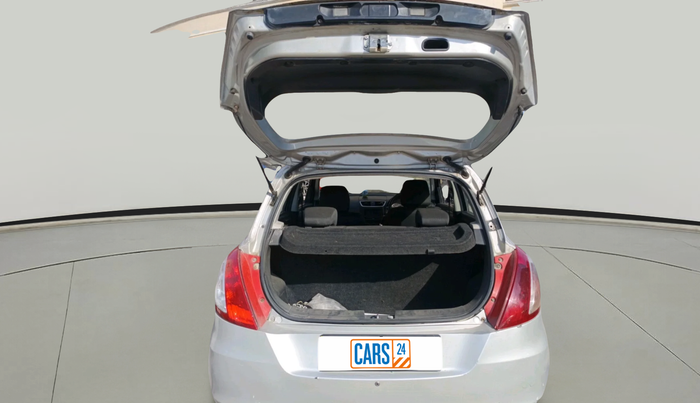 2013 Maruti Swift VXI, Petrol, Manual, 74,119 km, exterior