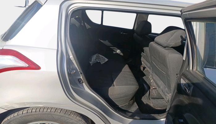 2013 Maruti Swift VXI, Petrol, Manual, 74,119 km, interior