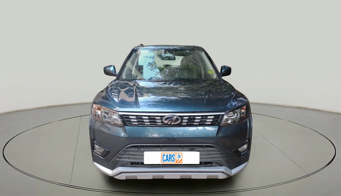 2021 Mahindra XUV300 W6 1.2 PETROL, Petrol, Manual, 22,935 km, exterior