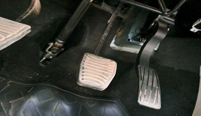 2021 Mahindra XUV300 W6 1.2 PETROL, Petrol, Manual, 22,935 km, interior