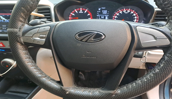 2021 Mahindra XUV300 W6 1.2 PETROL, Petrol, Manual, 22,935 km, interior