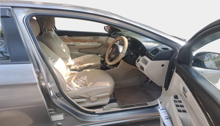 2016 Maruti Ciaz ZXI, Petrol, Manual, 75,016 km, interior