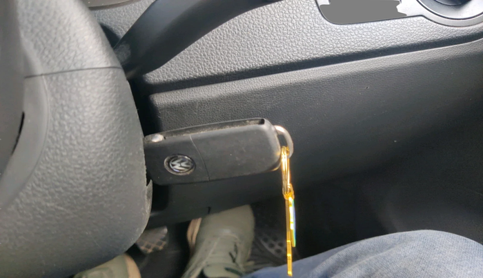 2015 Volkswagen Polo COMFORTLINE 1.2L, Petrol, Manual, 52,400 km, interior