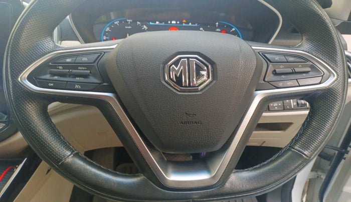 2022 MG HECTOR SHARP 1.5 CVT PETROL DUAL TONE, Petrol, Automatic, 22,065 km, interior