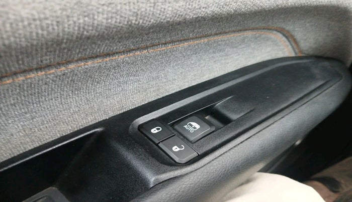 2021 Jeep Compass SPORT 1.4 PETROL, Petrol, Manual, 66,891 km, interior