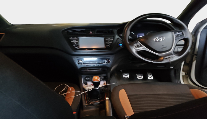 2017 Hyundai i20 Active 1.4 SX, Diesel, Manual, 1,08,820 km, interior