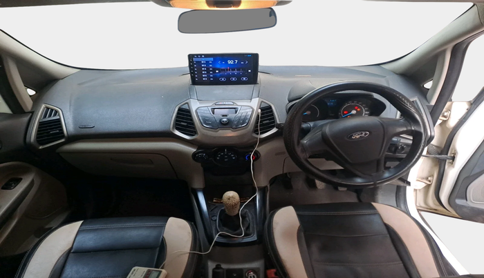 2015 Ford Ecosport AMBIENTE 1.5L DIESEL, Diesel, Manual, 1,82,115 km, interior