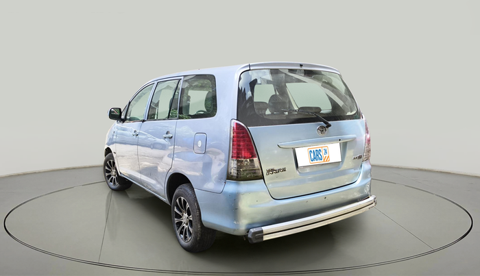 2010 Toyota Innova 2.5 G4 7 STR, Diesel, Manual, 1,60,244 km, exterior