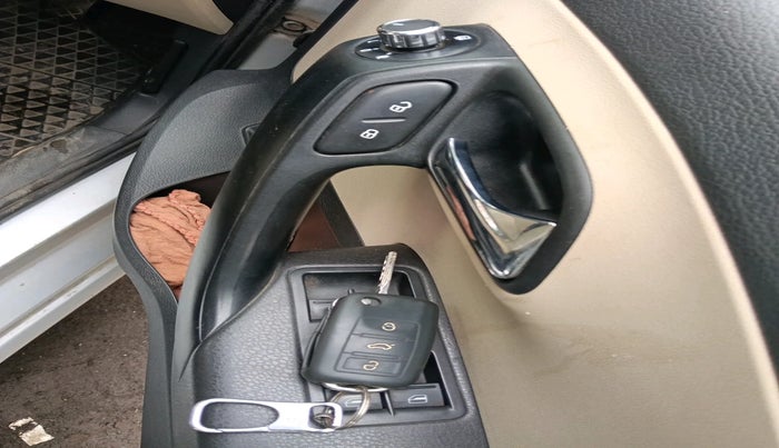 2017 Skoda Rapid STYLE 1.5 TDI, Diesel, Manual, 1,12,131 km, interior