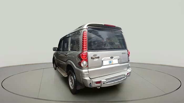 2011 Mahindra Scorpio LX BS-III, Diesel, Manual, 1,09,747 km, exterior