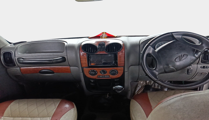 2011 Mahindra Scorpio LX BS-III, Diesel, Manual, 1,09,747 km, interior