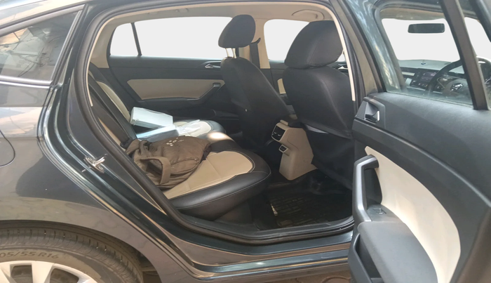 2022 Skoda SLAVIA Ambition Plus 1.0 TSI AT, Petrol, Automatic, 17,940 km, interior