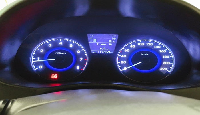 2013 Hyundai Verna FLUIDIC 1.6 VTVT SX, Petrol, Manual, 1,17,100 km, interior