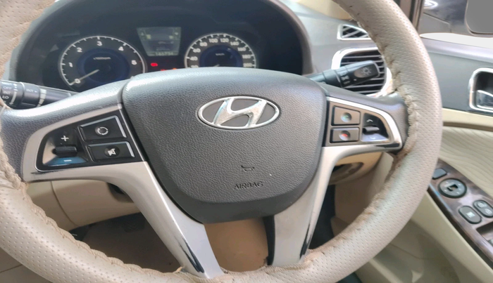 2012 Hyundai Verna FLUIDIC 1.6 CRDI SX, Diesel, Manual, 1,46,734 km, interior