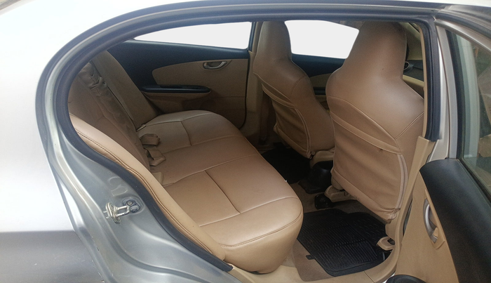 2016 Honda Amaze 1.5L I-DTEC VX, Diesel, Manual, 99,099 km, interior