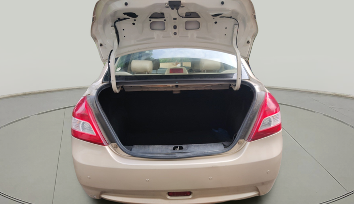 2014 Maruti Swift Dzire VXI, Petrol, Manual, 39,052 km, exterior