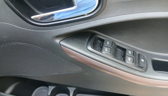 2018 Ford FREESTYLE TITANIUM 1.2 PETROL, Petrol, Manual, 48,134 km, interior