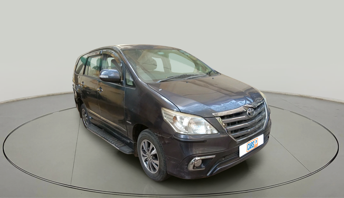 2015 Toyota Innova 2.5 VX 7 STR, Diesel, Manual, 81,716 km, exterior